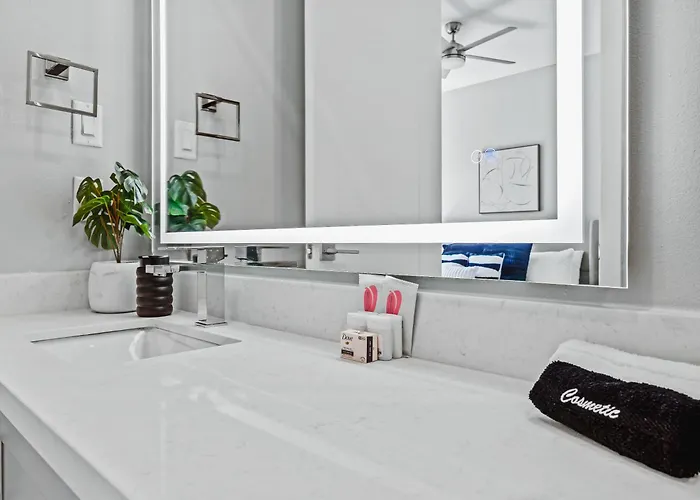 Flawless New Modern Magnolia Townhome Holiday home *