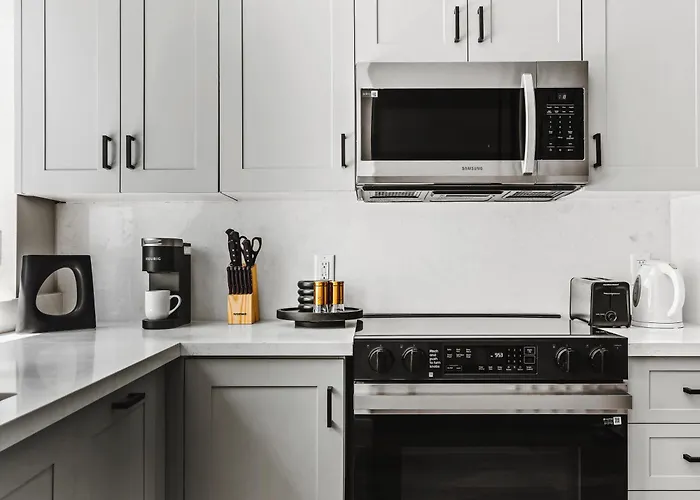 Flawless New Modern Magnolia Townhome Holiday home *