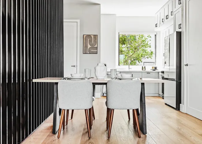 Flawless New Modern Magnolia Townhome Holiday home *